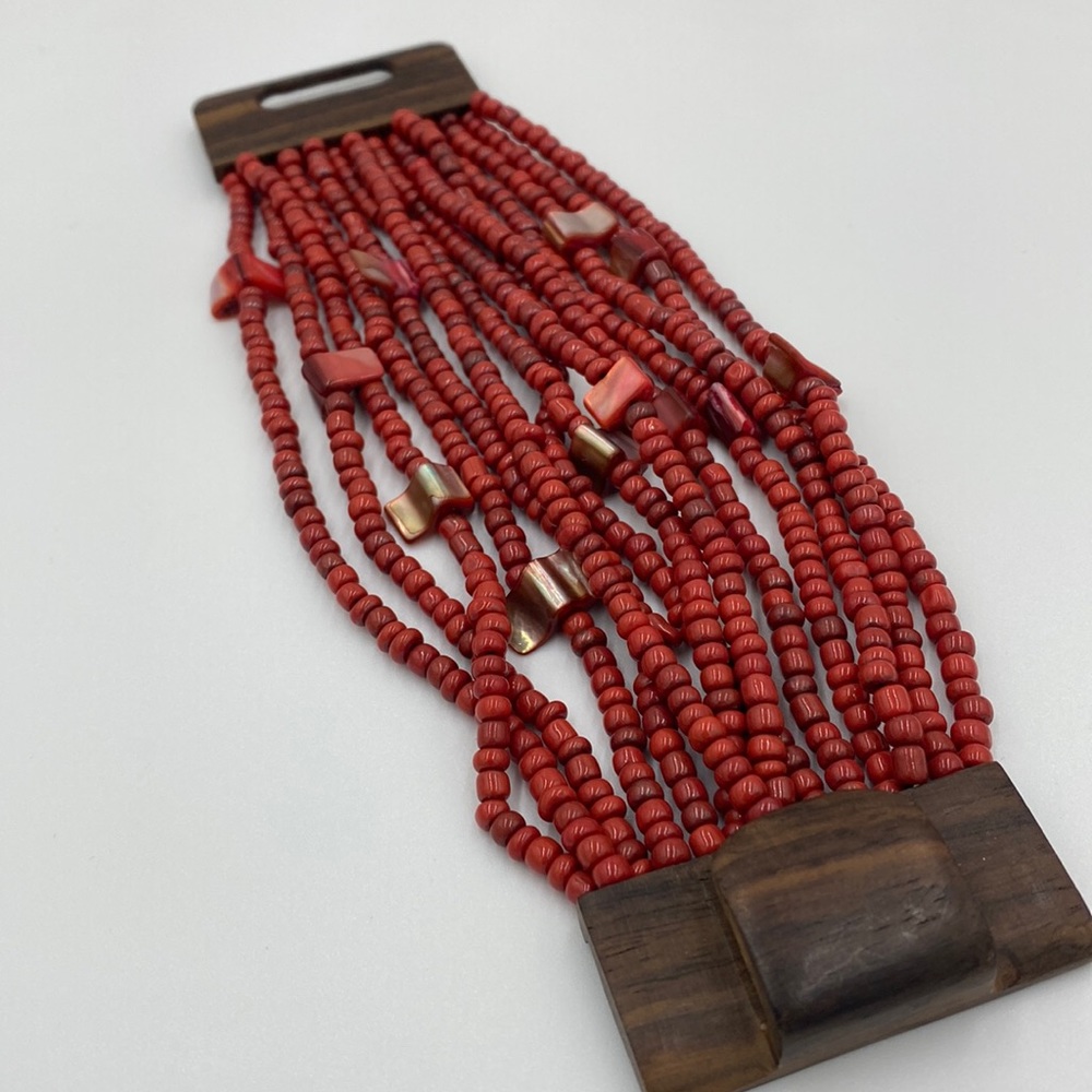 * 𝒮𝒪𝐿𝒟 * Red Glass and Iridescent Shell Bead Bracelet with Wood Clasp